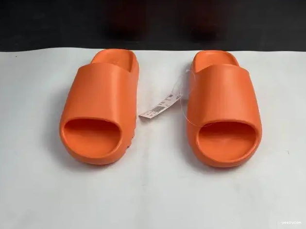 Yeezy Adidas Orange FY7497 Slide 0619